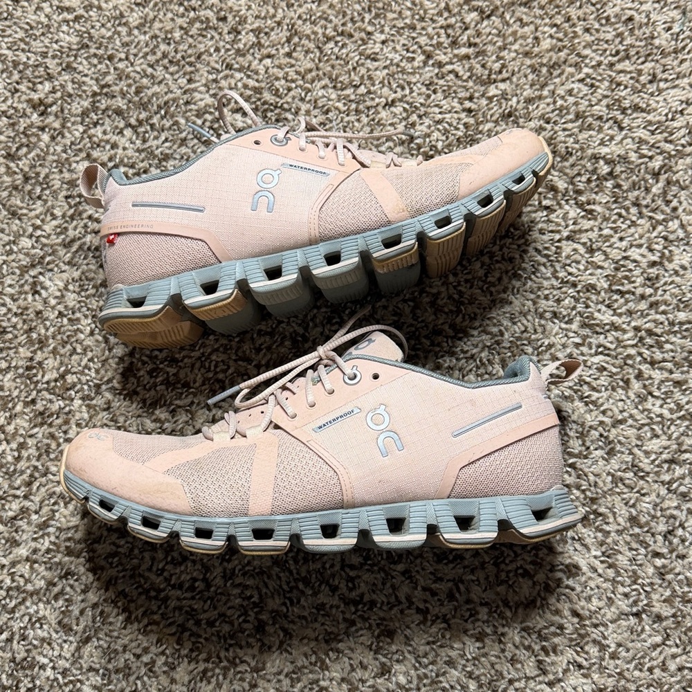 On Cloud Blush Pink Waterproof Athletic Shoes - Picture 4 of 8
